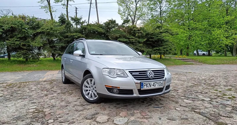 samochody osobowe Volkswagen Passat cena 16900 przebieg: 238556, rok produkcji 2008 z Łosice